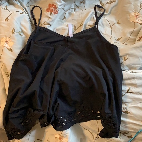 Fabletics XS Yoga Lace Top - Picture 2 of 2